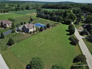 12 Derek Drive Elburn IL 60119 MLS #MRD12266168 22 broker reciprocity