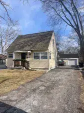 6135 River Bend Drive Lisle IL 60532 MLS #MRD12493490 56 broker reciprocity