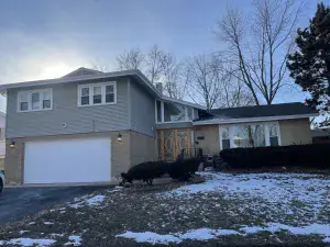 1890 182nd Place Lansing IL 60438 MLS #MRD12493889 60 broker reciprocity
