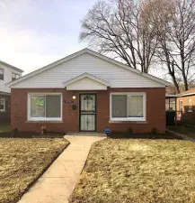 8 E 144th Street Riverdale IL 60827 MLS #MRD12109966 58 broker reciprocity