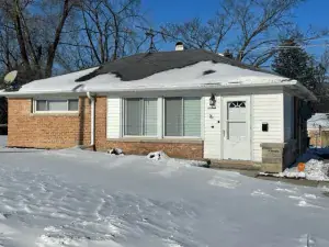 215 16th Street Chicago Heights IL 60411 MLS #MRD12259153 64 broker reciprocity