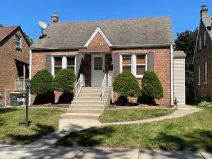 19830 Burnham Avenue Lynwood IL 60411 MLS #MRD12417946 60 broker reciprocity