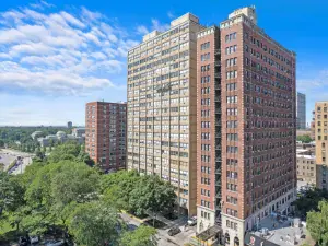 7811 S Hoyne Avenue Chicago IL 60620 MLS #MRD12468038 48 broker reciprocity