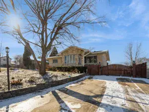 8506 S 85TH Court Hickory Hills IL 60457 MLS #MRD12493998 58 broker reciprocity