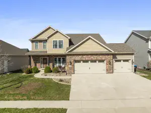 454 E Park Avenue Elmhurst IL 60126 MLS #MRD12491536 58 broker reciprocity