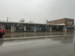 6952 N Clark Street Chicago IL 60626 MLS #MRD12500441 48 broker reciprocity