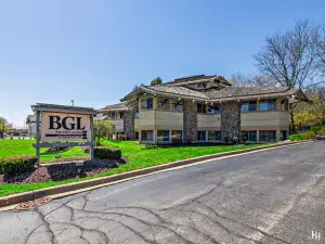 320 E Main Street Barrington IL 60010 MLS #MRD12476137 42 broker reciprocity