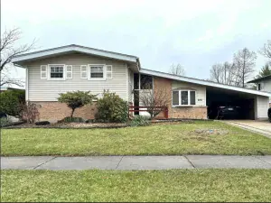 330 Geneva Avenue Bellwood IL 60104 MLS #MRD12497284 54 broker reciprocity