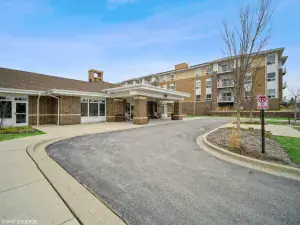 7000 Sussex Court #204 Woodridge IL 60517 MLS #MRD12455751 48 broker reciprocity