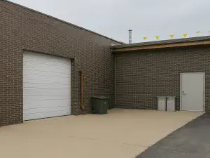 10 W Main Street Cary IL 60013 MLS #MRD12072274 80 broker reciprocity