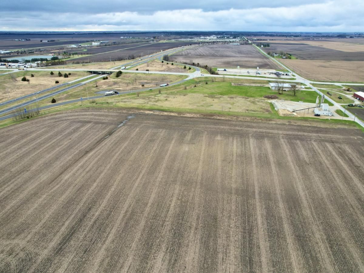 1702 N 600 E Gilman IL 60938 MLS #MRD12324800 27 MLS #MRD12324800 image #0