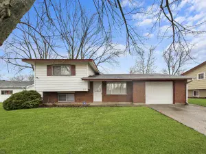 2221 N 73rd Court Elmwood Park IL 60707 MLS #MRD12416394 46 broker reciprocity