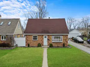 12200 S Lowe Avenue Chicago IL 60628 MLS #MRD12420137 62 broker reciprocity