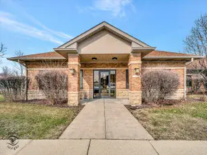 28377 Davis Parkway #607 Warrenville IL 60555 MLS #MRD12259887 44 broker reciprocity