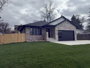 9617 Brandt Avenue Oak Lawn IL 60453 MLS #MRD12501229 60 broker reciprocity