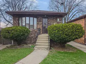 18446 Glen Oak Avenue Lansing IL 60438 MLS #MRD12484452 64 broker reciprocity