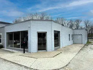 10 W Main Street Cary IL 60013 MLS #MRD12072274 84 broker reciprocity