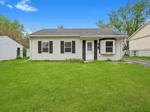215 16th Street Chicago Heights IL 60411 MLS #MRD12259153 56 broker reciprocity