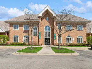 914 & 918 N Lake Street Mundelein IL 60060 MLS #MRD12313094 22 broker reciprocity