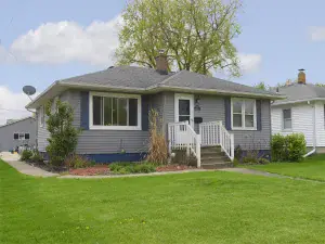 601 College S Avenue Ottawa IL 61350 MLS #MRD12500842 46 broker reciprocity