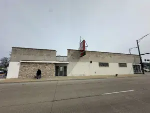 5045 N Harlem Avenue Chicago IL 60656 MLS #MRD12452343 50 broker reciprocity