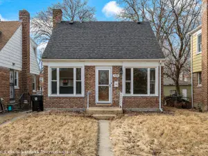1604 Grant Avenue Rockford IL 61103 MLS #MRD12500135 62 broker reciprocity