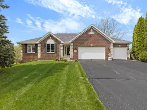 202 Cress Creek Trail Poplar Grove IL 61065 MLS #MRD12445953 42 broker reciprocity