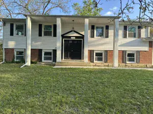 109 Walnut Street Park Forest IL 60466 MLS #MRD12418815 50 broker reciprocity