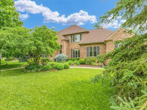 4203 Curtis Meadow Drive Champaign IL 61822 MLS #MRD12383756 32 broker reciprocity