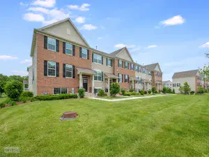 929 Southbridge Drive Aurora IL 60506 MLS #MRD12465732 60 broker reciprocity