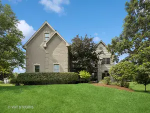 1312 Galloway Drive Woodstock IL 60098 MLS #MRD12468020 60 broker reciprocity