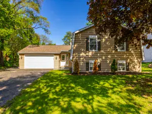 305 3rd Street Downers Grove IL 60515 MLS #MRD12467954 50 broker reciprocity