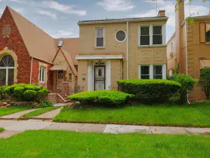 8242 S Rhodes Avenue Chicago IL 60619 MLS #MRD12489343 62 broker reciprocity