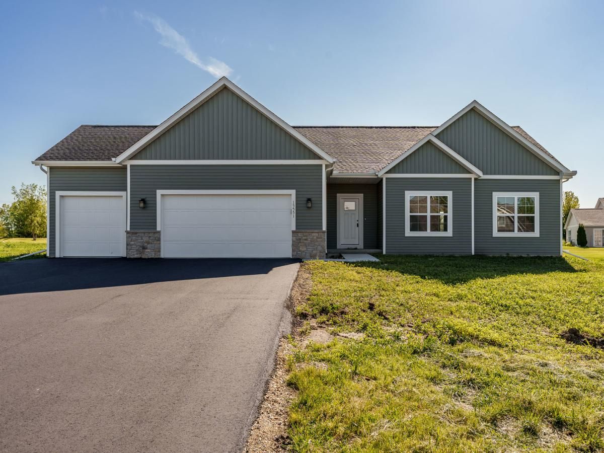 15551 Finley Way South Beloit IL 61080 MLS #MRD12377501 41 MLS #MRD12377501 image #0