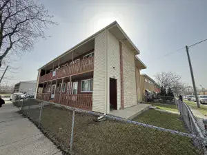 4416 W Diversey Avenue Chicago IL 60639 MLS #MRD12500753 98 broker reciprocity