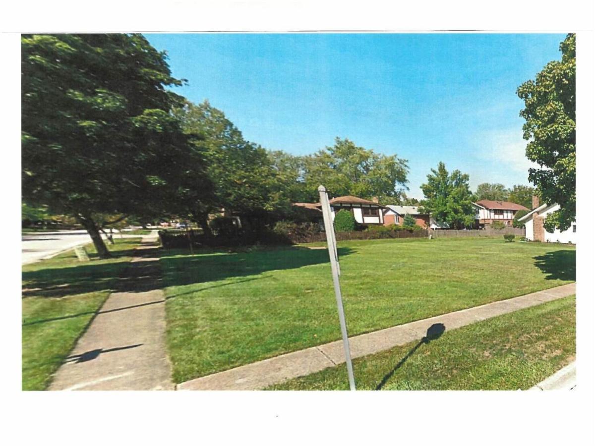 5740 Raintree Lane Westmont IL 60559 MLS #MRD12379570 41 MLS #MRD12379570 image #0