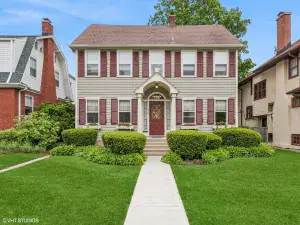 5927 W Erie Street Chicago IL 60644 MLS #MRD12503525 64 broker reciprocity