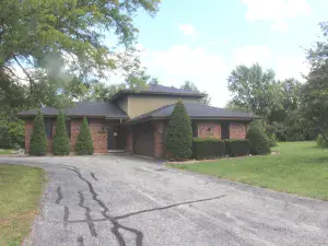 22456 yates Avenue Sauk Village IL 60411 MLS #MRD12462797 62 broker reciprocity