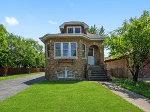 1793 White Street Des Plaines IL 60018 MLS #MRD12495702 60 broker reciprocity