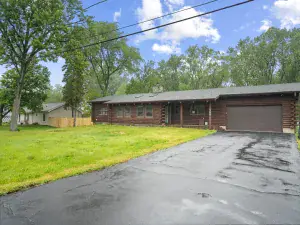 25601 S LINDEN Avenue Monee IL 60449 MLS #MRD12503814 60 broker reciprocity