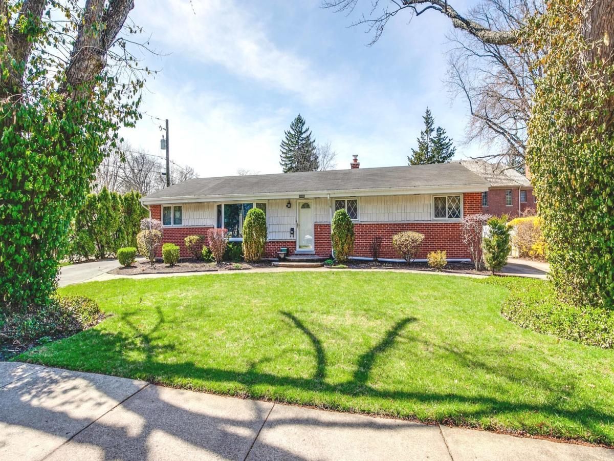 1004 Broadmoor Place Deerfield IL 60015 MLS #MRD12387476 45 MLS #MRD12387476 image #0