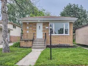 14214 S Parnell Avenue Riverdale IL 60827 MLS #MRD12501401 50 broker reciprocity