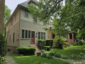 8313 W Ballard Road Niles IL 60714 MLS #MRD12502473 50 broker reciprocity