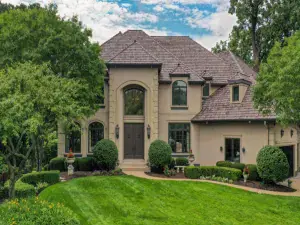 20 Pinnacle Court Naperville IL 60565 MLS #MRD12486354 50 broker reciprocity