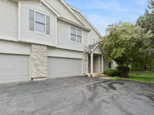 104 N Plum Grove Road #400 Palatine IL 60067 MLS #MRD12475220 54 broker reciprocity