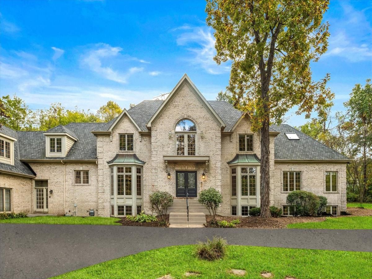 5N847 Surrey Road Wayne IL 60184 MLS #MRD12389226 41 MLS #MRD12389226 image #0