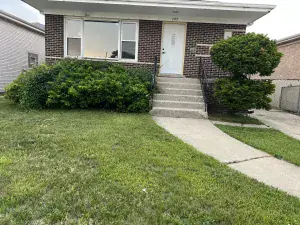 15354 Dobson Avenue South Holland IL 60473 MLS #MRD12450538 62 broker reciprocity