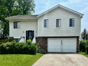 633 High Ridge Road Roselle IL 60172 MLS #MRD12501389 56 broker reciprocity