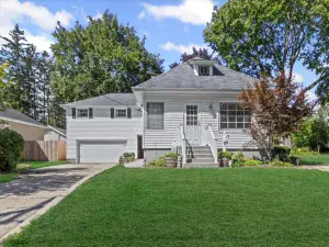 626 S Curran Road Round Lake IL 60073 MLS #MRD12474582 56 broker reciprocity
