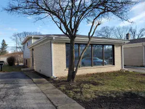 304 N Washington Street Westmont IL 60559 MLS #MRD12490503 62 broker reciprocity
